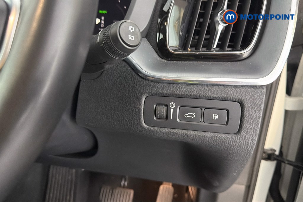 Volvo Xc60 Inscription Expression Automatic Petrol Plug-In Hybrid SUV - Stock Number (1673893) - 18th supplementary image