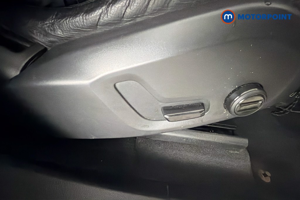 Volvo Xc60 Inscription Expression Automatic Petrol Plug-In Hybrid SUV - Stock Number (1673893) - 25th supplementary image