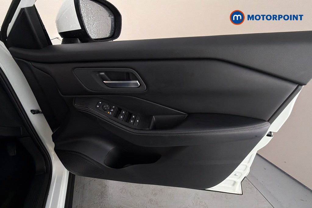 Nissan X-Trail Acenta Premium Automatic Petrol SUV - Stock Number (1673934) - 19th supplementary image