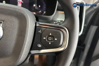 Volvo Xc40 Core Automatic Petrol SUV - Stock Number (1673987) - 3rd supplementary image