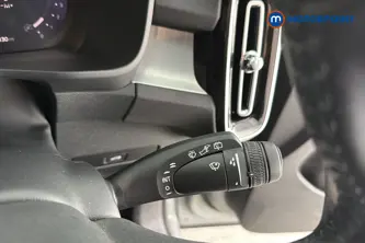 Volvo Xc40 Core Automatic Petrol SUV - Stock Number (1673987) - 6th supplementary image
