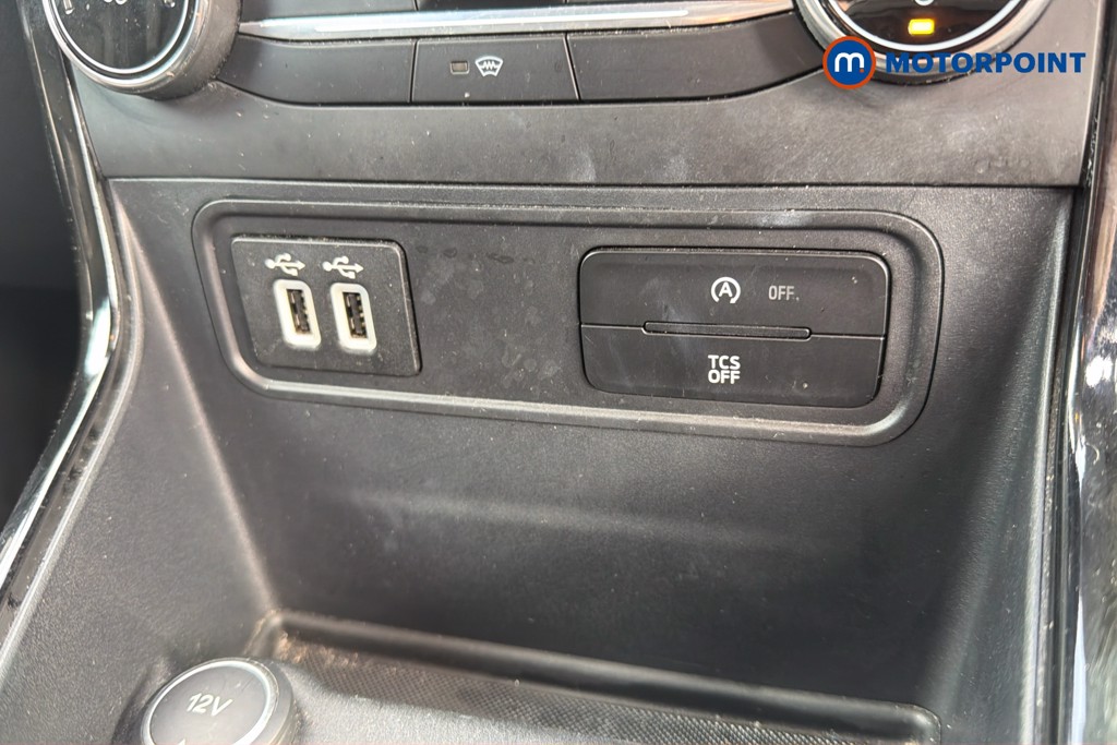 Ford Ecosport Titanium Manual Petrol SUV - Stock Number (1630745) - 14th supplementary image