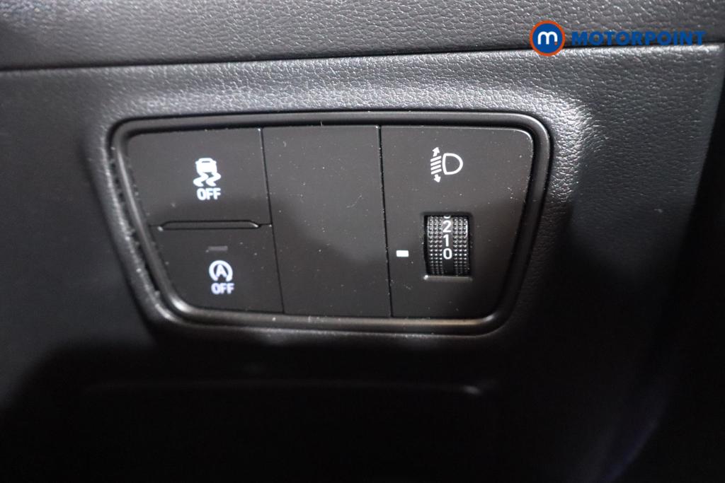 Hyundai Tucson Se Connect Manual Petrol SUV - Stock Number (1645413) - 15th supplementary image