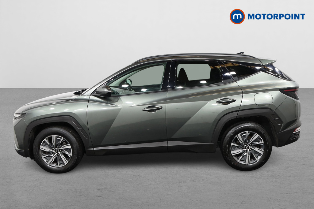 Hyundai Tucson Se Connect Manual Petrol SUV - Stock Number (1645413) - Passenger side