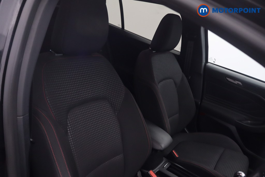 Ford Focus St-Line Edition Manual Petrol Estate - Stock Number (1650363) - 14th supplementary image