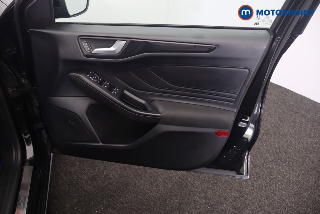 Ford Focus St-Line Edition Manual Petrol Estate - Stock Number (1650363) - 16th supplementary image