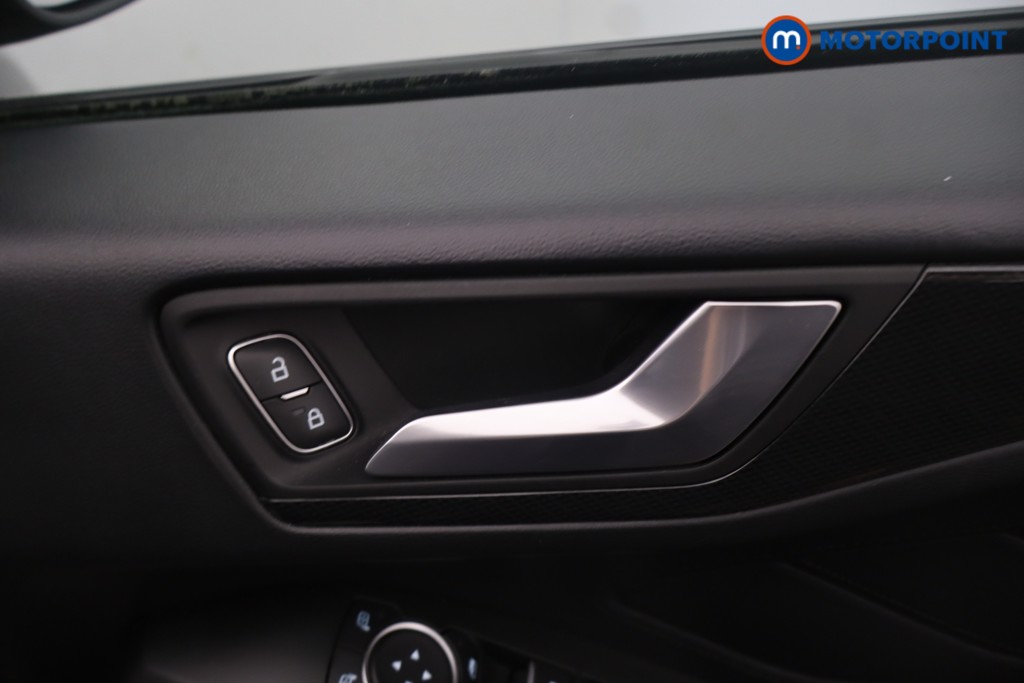 Ford Focus St-Line Edition Manual Petrol Estate - Stock Number (1650363) - 17th supplementary image