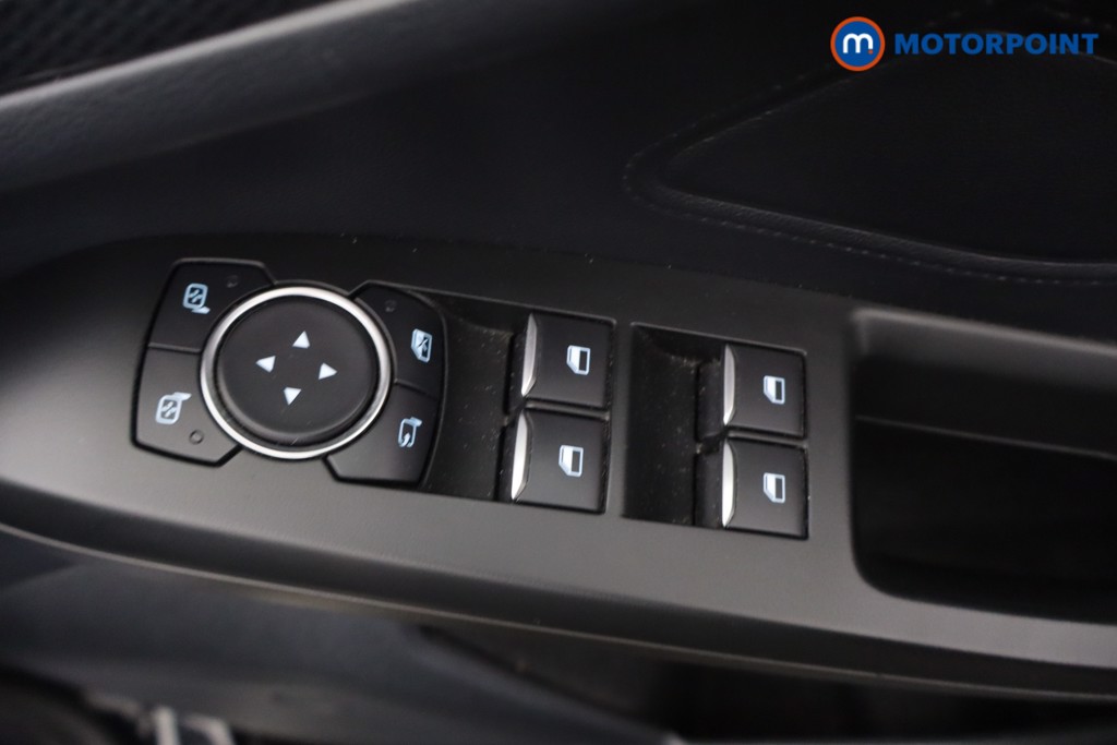 Ford Focus St-Line Edition Manual Petrol Estate - Stock Number (1650363) - 18th supplementary image