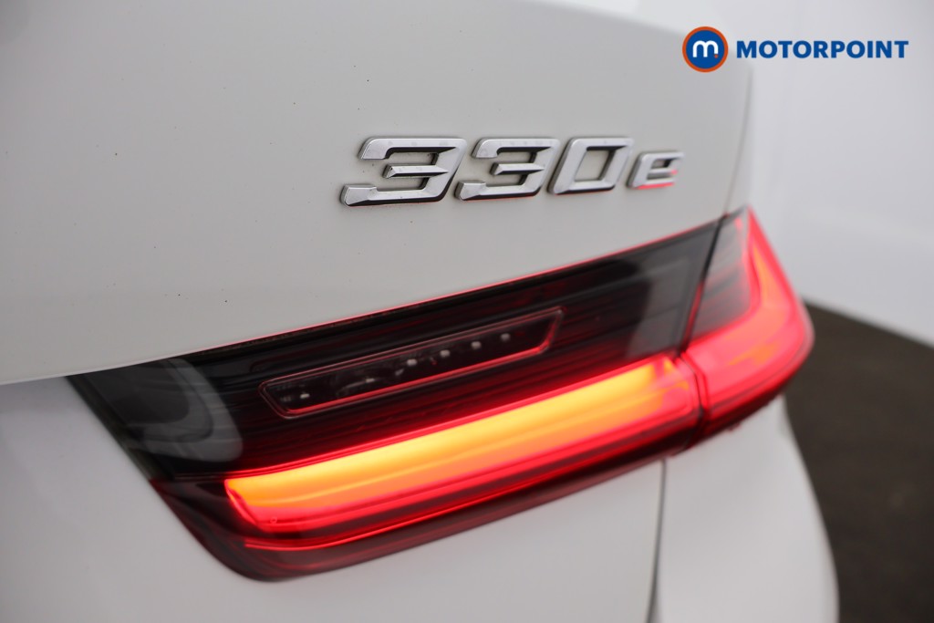 BMW 3 Series M Sport Automatic Petrol Plug-In Hybrid Estate - Stock Number (1650420) - 25th supplementary image