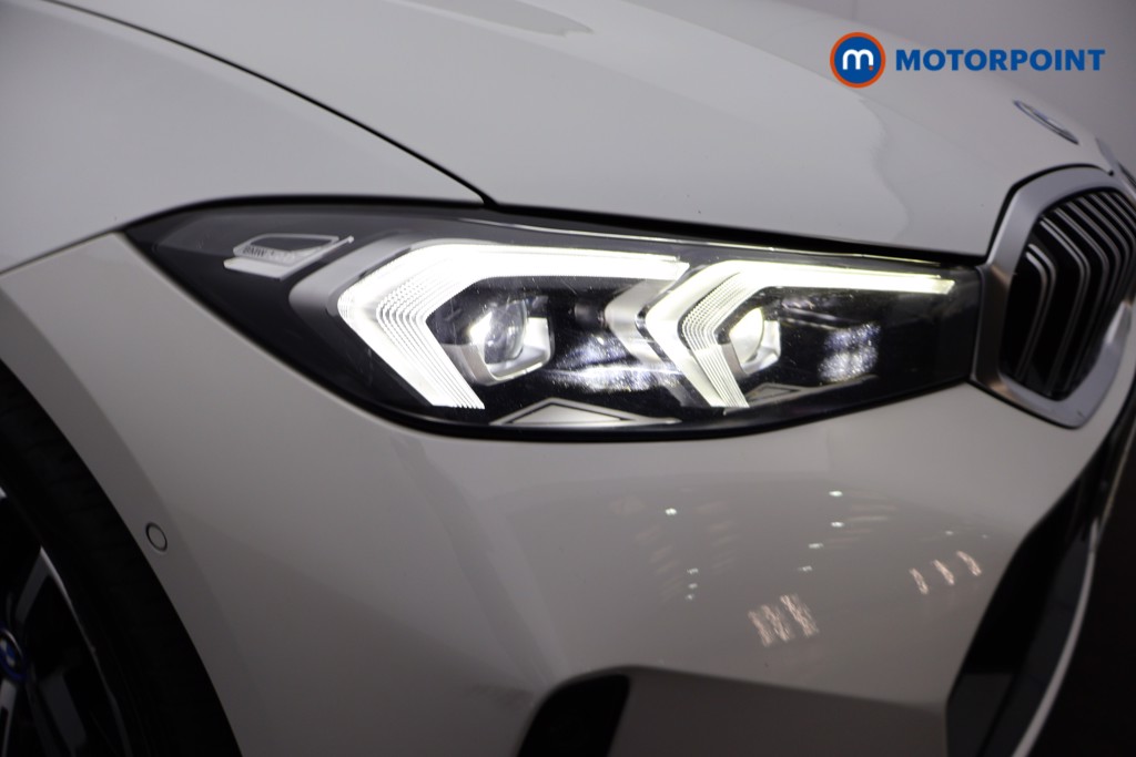 BMW 3 Series M Sport Automatic Petrol Plug-In Hybrid Estate - Stock Number (1650420) - 33rd supplementary image