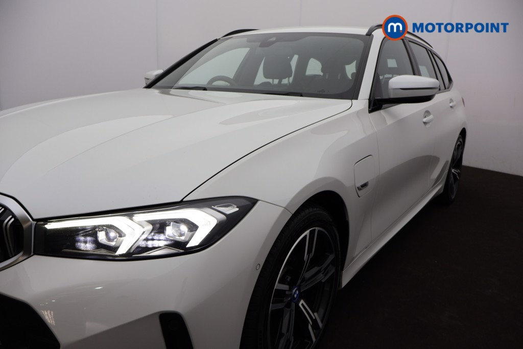 BMW 3 Series M Sport Automatic Petrol Plug-In Hybrid Estate - Stock Number (1650420) - 35th supplementary image