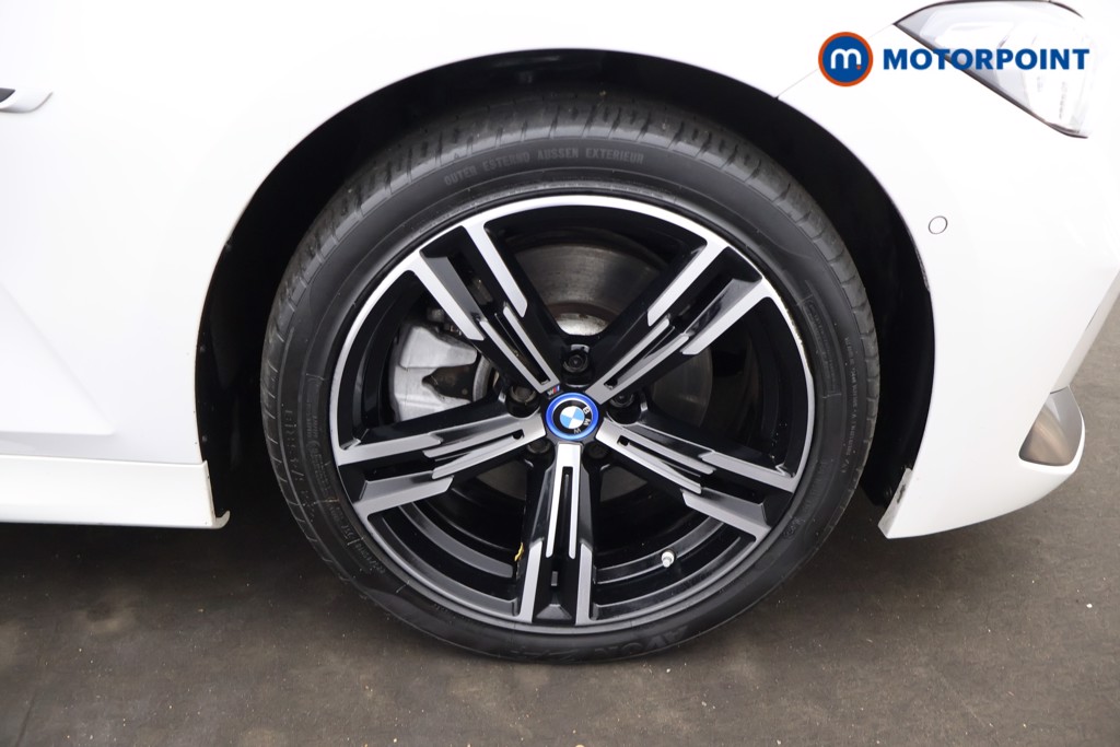 BMW 3 Series M Sport Automatic Petrol Plug-In Hybrid Estate - Stock Number (1650420) - 39th supplementary image