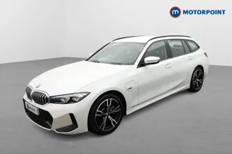 BMW 3 Series M Sport Automatic Petrol Plug-In Hybrid Estate - Stock Number (1650420) - Passenger side front corner