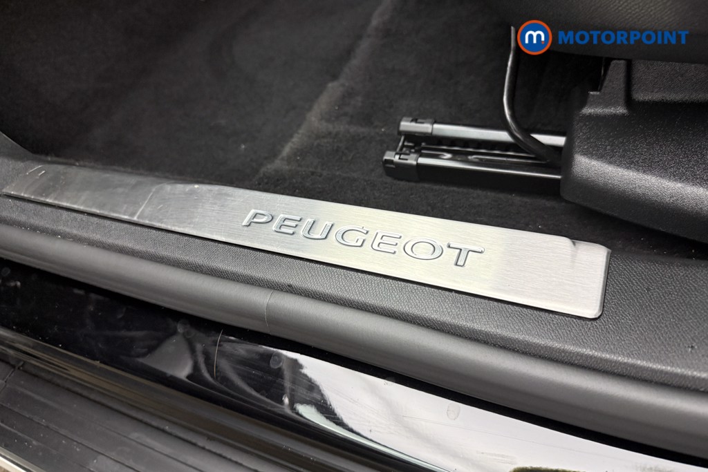 Peugeot 3008 GT Manual Diesel SUV - Stock Number (1651955) - 6th supplementary image