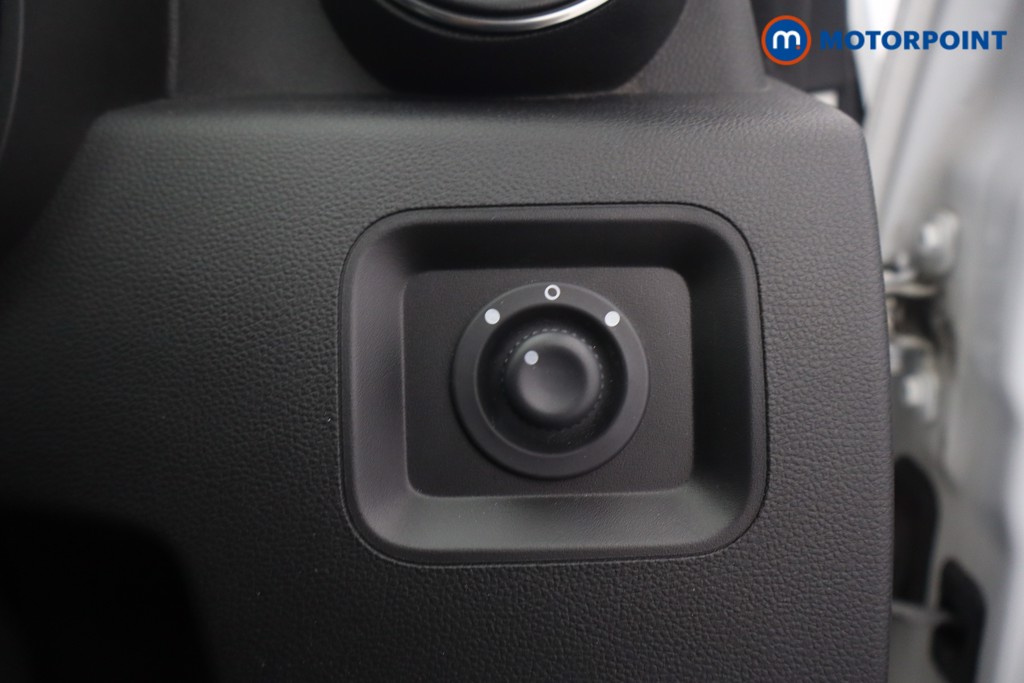 Dacia Duster Comfort Manual Petrol SUV - Stock Number (1655683) - 18th supplementary image