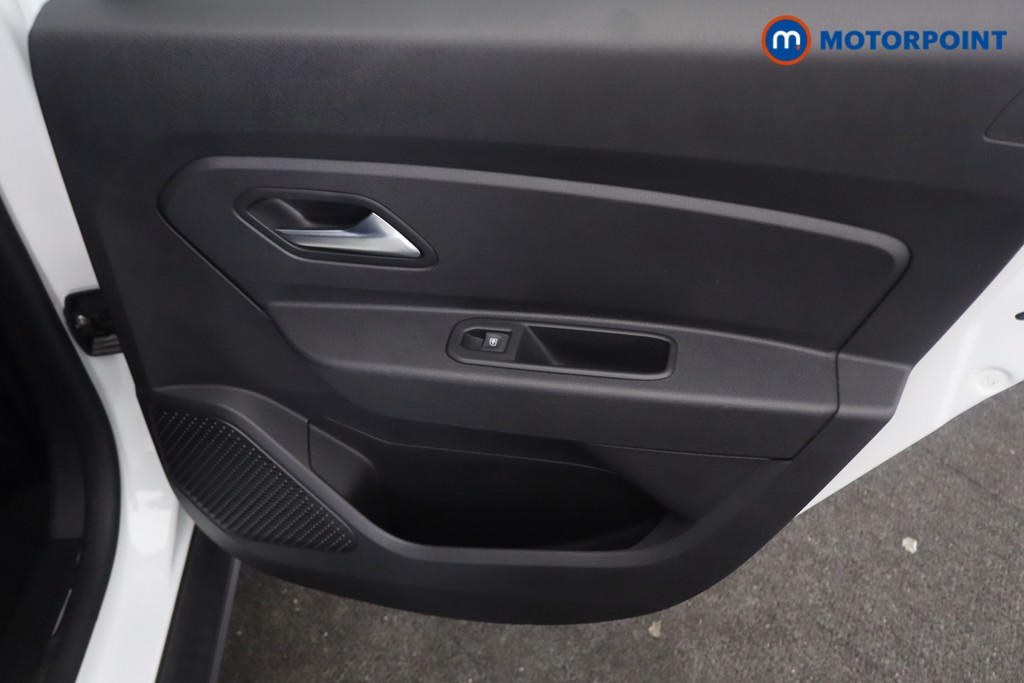 Dacia Duster Comfort Manual Petrol SUV - Stock Number (1655683) - 28th supplementary image