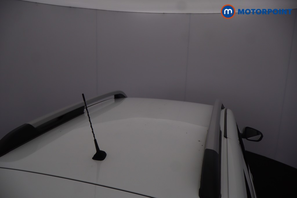 Dacia Duster Comfort Manual Petrol SUV - Stock Number (1655683) - 47th supplementary image