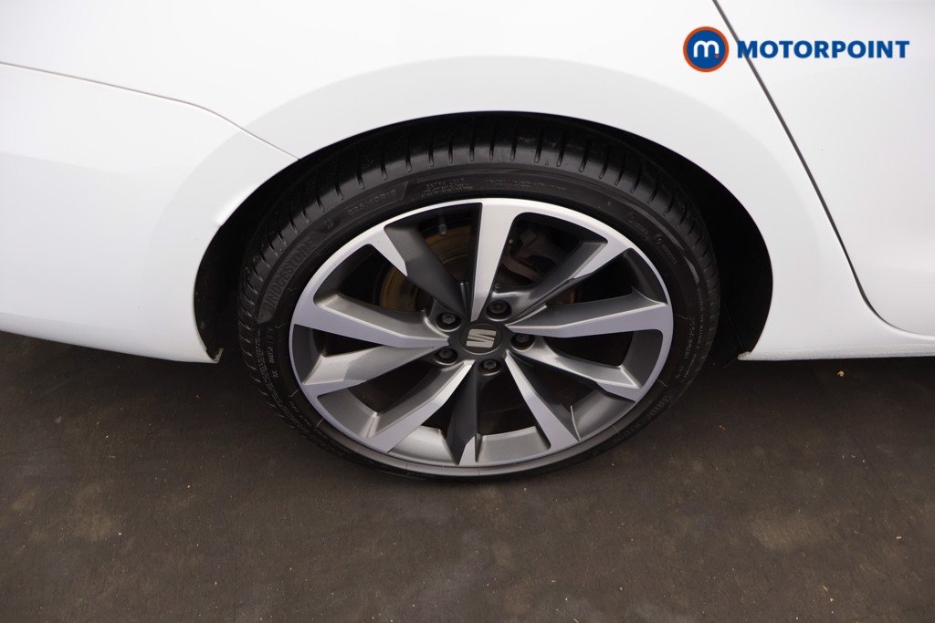 Seat Leon Fr Sport Manual Petrol Estate - Stock Number (1658583) - 3rd supplementary image