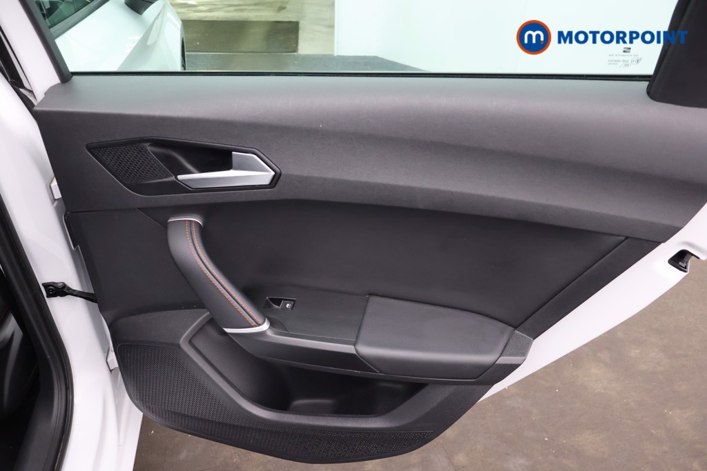 Seat Leon Fr Sport Manual Petrol Estate - Stock Number (1658583) - 23rd supplementary image