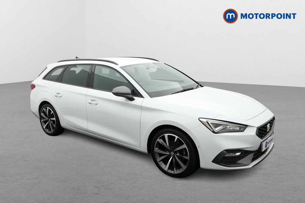 Seat Leon Fr Sport Manual Petrol Estate - Stock Number (1658583) - Drivers side front corner