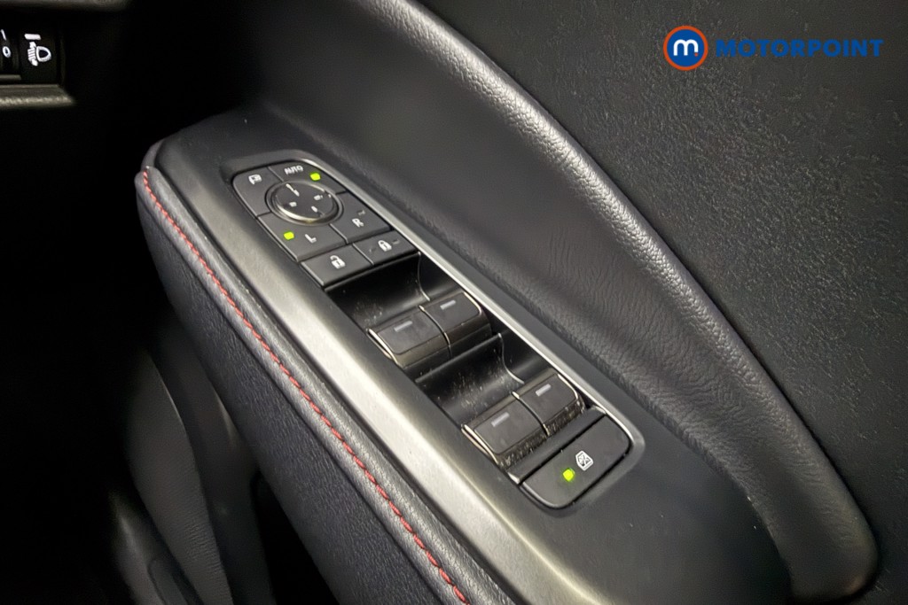 Lexus LBX Premium Automatic Petrol-Electric Hybrid SUV - Stock Number (1659382) - 16th supplementary image