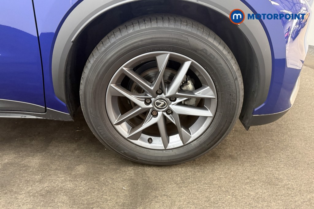 Lexus LBX Premium Automatic Petrol-Electric Hybrid SUV - Stock Number (1659382) - 23rd supplementary image