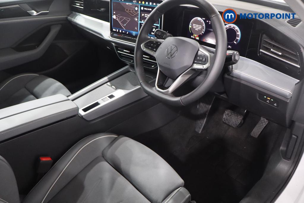 Volkswagen Passat Life Automatic Petrol Plug-In Hybrid Estate - Stock Number (1659624) - 4th supplementary image