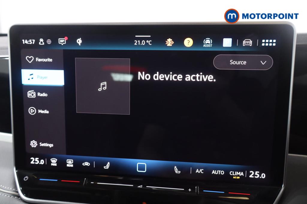 Volkswagen Passat Life Automatic Petrol Plug-In Hybrid Estate - Stock Number (1659624) - 9th supplementary image