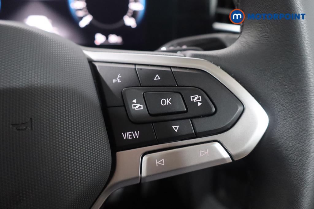 Volkswagen Passat Life Automatic Petrol Plug-In Hybrid Estate - Stock Number (1659624) - 16th supplementary image