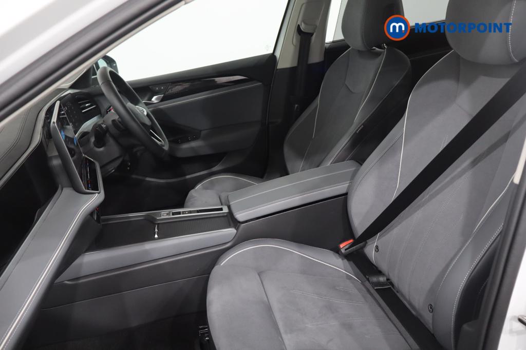 Volkswagen Passat Life Automatic Petrol Plug-In Hybrid Estate - Stock Number (1659624) - 30th supplementary image