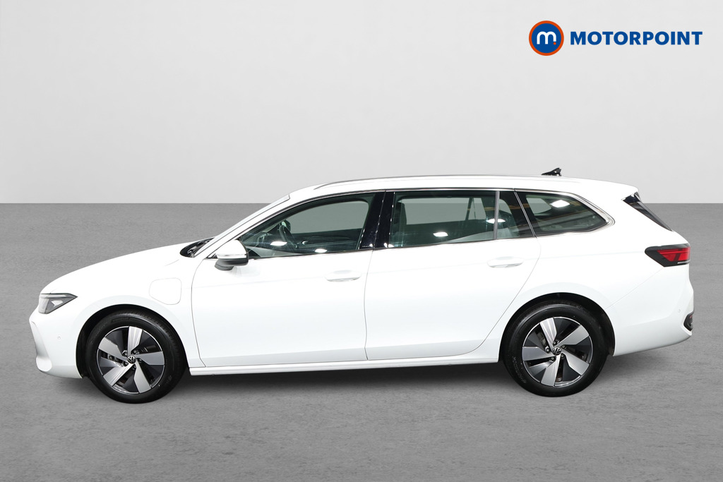 Volkswagen Passat Life Automatic Petrol Plug-In Hybrid Estate - Stock Number (1659624) - Passenger side
