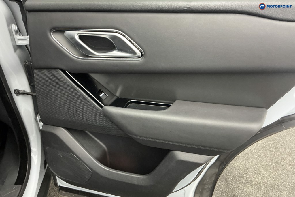 Land Rover Range Rover Velar Dynamic Hse Automatic Petrol Plug-In Hybrid SUV - Stock Number (1662797) - 18th supplementary image