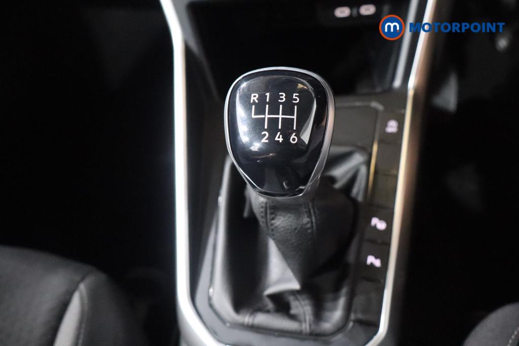 Volkswagen Taigo Life Manual Petrol SUV - Stock Number (1663572) - 13th supplementary image