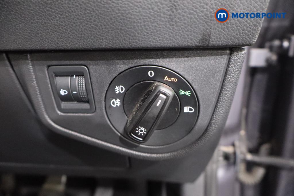 Volkswagen Taigo Life Manual Petrol SUV - Stock Number (1663572) - 16th supplementary image
