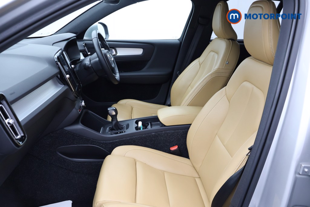 Volvo Xc40 Momentum Pro Manual Petrol SUV - Stock Number (1663597) - 22nd supplementary image
