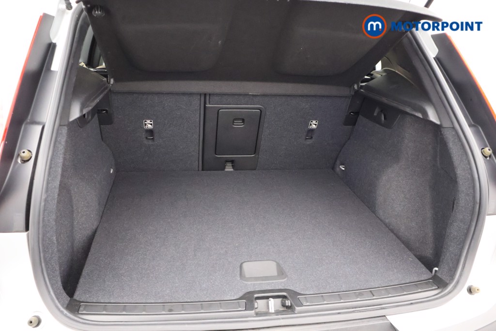 Volvo Xc40 Momentum Pro Manual Petrol SUV - Stock Number (1663597) - 24th supplementary image