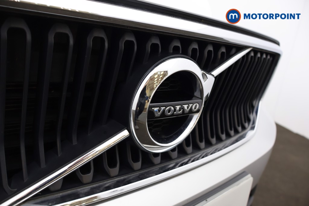 Volvo Xc40 Momentum Pro Manual Petrol SUV - Stock Number (1663597) - 34th supplementary image