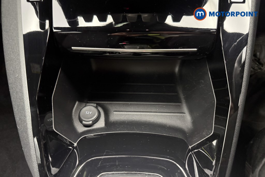 Peugeot 2008 GT Automatic Petrol SUV - Stock Number (1664476) - 17th supplementary image