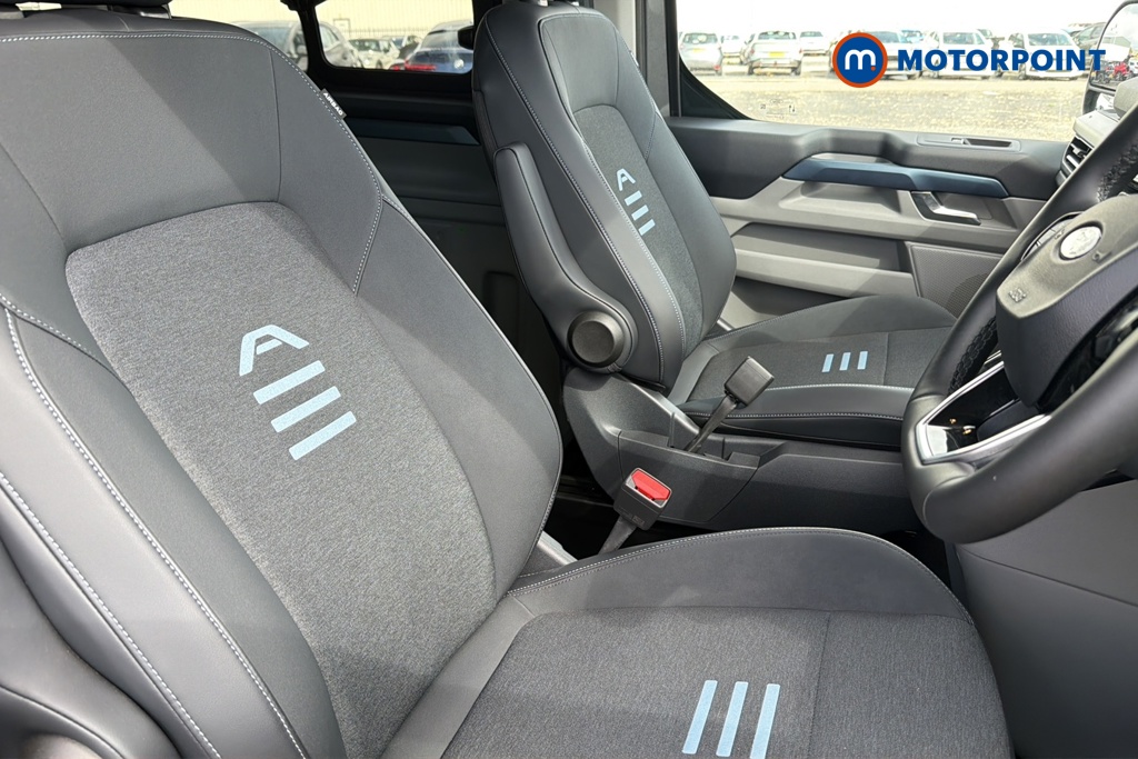 Ford Tourneo Custom Active Automatic Electric Standard Roof Minibus - Stock Number (1664638) - 22nd supplementary image