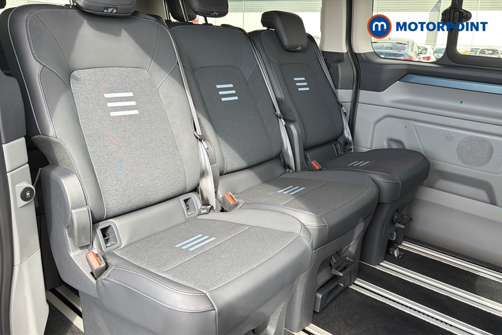 Ford Tourneo Custom Active Automatic Electric Standard Roof Minibus - Stock Number (1664638) - 25th supplementary image