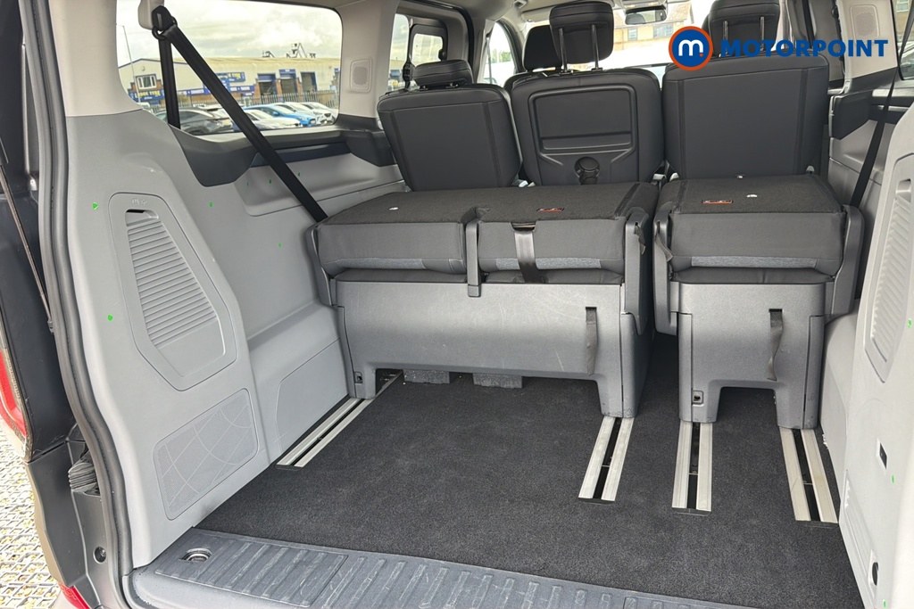 Ford Tourneo Custom Active Automatic Electric Standard Roof Minibus - Stock Number (1664638) - 31st supplementary image