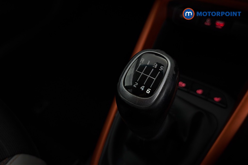 KIA Stonic First Edition Manual Petrol SUV - Stock Number (1664869) - 15th supplementary image
