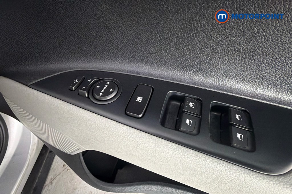 KIA Stonic First Edition Manual Petrol SUV - Stock Number (1664869) - 20th supplementary image
