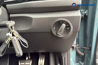 Volkswagen T-Roc R-Line Automatic Petrol SUV - Stock Number (1665210) - 11th supplementary image