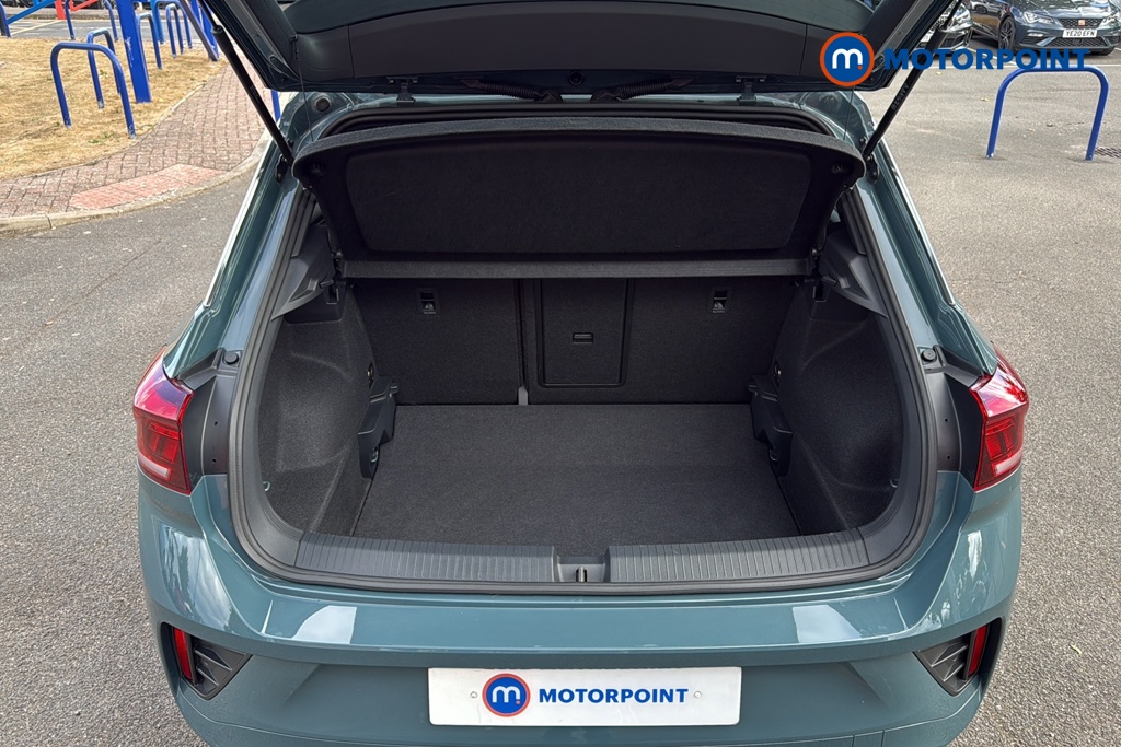 Volkswagen T-Roc R-Line Automatic Petrol SUV - Stock Number (1665210) - 30th supplementary image
