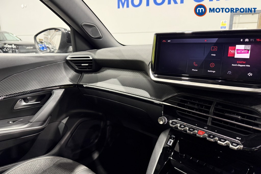 Peugeot 2008 Allure Manual Petrol SUV - Stock Number (1665825) - 5th supplementary image