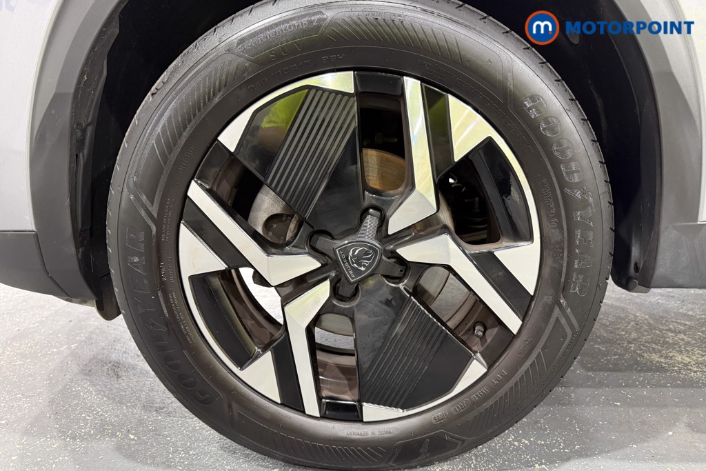 Peugeot 2008 Allure Manual Petrol SUV - Stock Number (1665825) - 22nd supplementary image