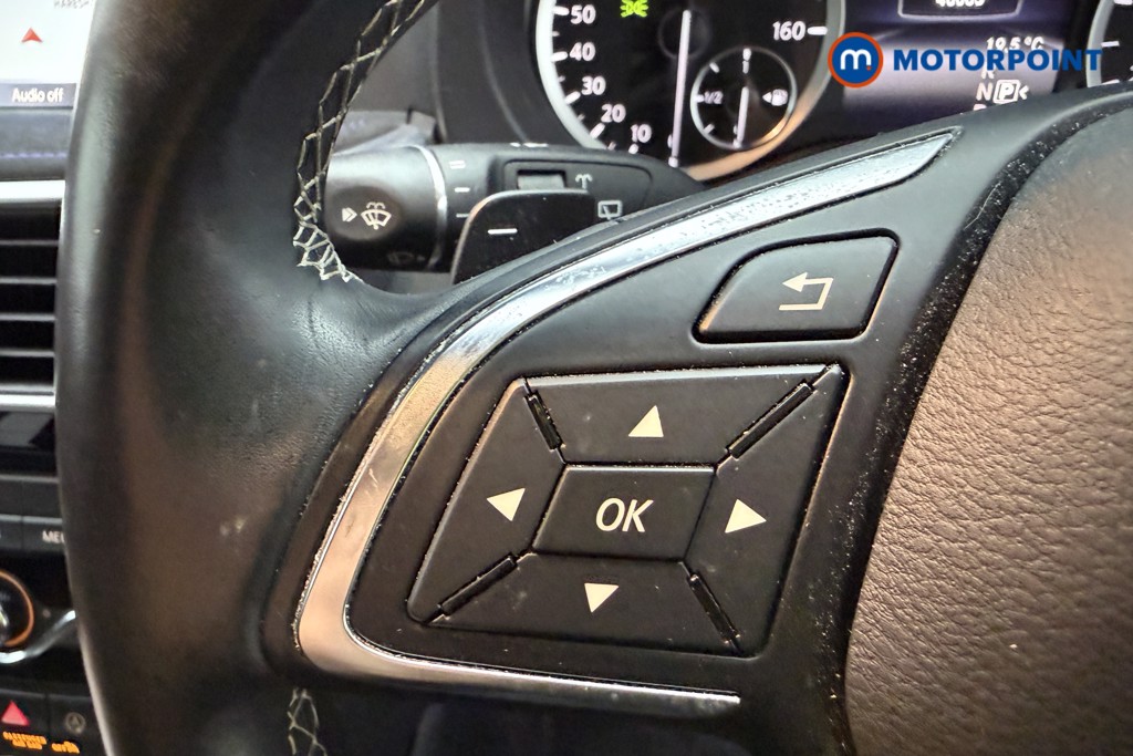 Infiniti Q30 Sport Automatic Petrol Hatchback - Stock Number (1667045) - 26th supplementary image