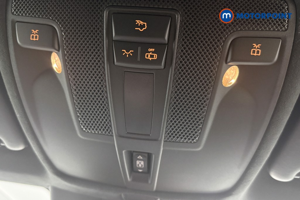 Infiniti Q30 Sport Automatic Petrol Hatchback - Stock Number (1667045) - 39th supplementary image