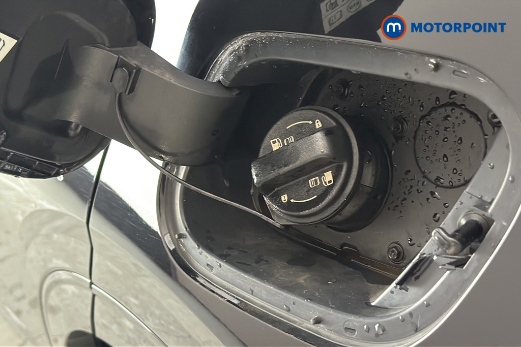 KIA Sportage Gt-Line Automatic Petrol-Electric Hybrid SUV - Stock Number (1667493) - 41st supplementary image